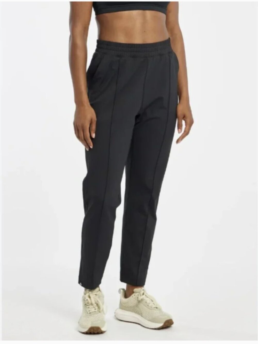 Oiselle Plya Track Pants High Rise Jogger Black Vertical Pintuck Cuffed Size 6